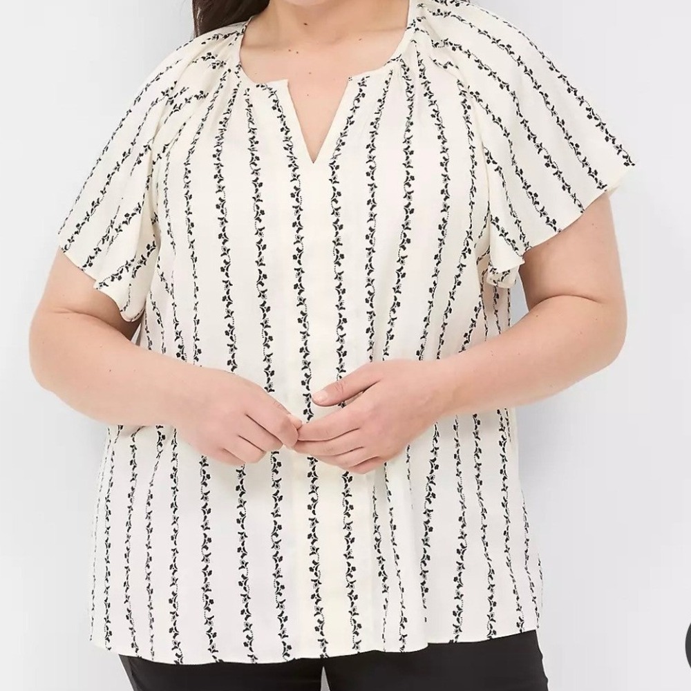 Floral Stripe Black White Light Weight Flutter Sleeve Blouse Womens 18/20